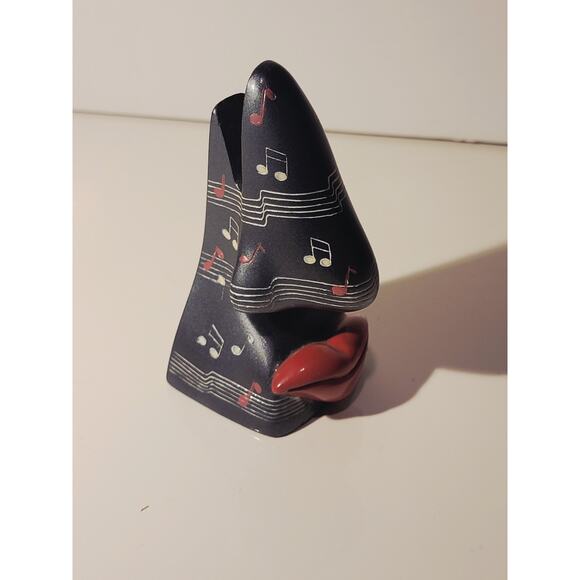 Picasso's Nose & Lip Eyeglass Holder Figurine 4.25" Whimsical Art Gray Red - Picture 4 of 10